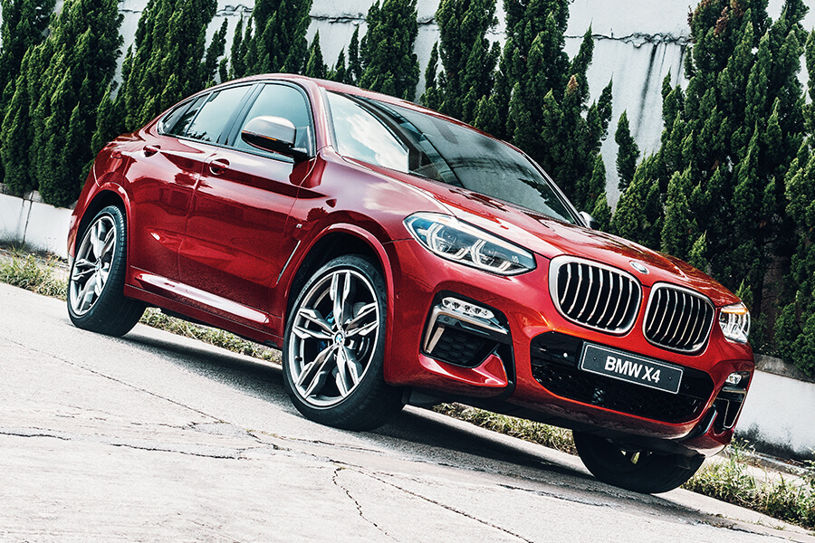 BMW X4 front